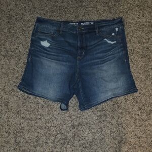 Torrid Distressed Dark Blue Jean Shorts Vintage Stretch. NWOT 18W